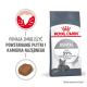Torba z karmą dla kotów Royal Canin Dental z szarym kotem, twierdzi, że zmniejsza tworzenie się kamienia nazębnego o 59% w ciągu 28 dni.