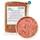 Vakuumversiegelter 500 g Haustierkost Rindermix-Futtermittelblock mit einer Schüssel rosa Hackfleisch, Etikett 'Rindermix, Nettomasse 500 g' und '12x'-Kennzeichnung.