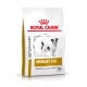 Royal Canin Veterinary Urinary S/O Trockenfutter für kleine Hunde, mit einem Bild eines kleinen Hundes auf der Verpackung.