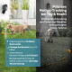 Outdoor-Bewegungsverfolgungskamera, die einen Hund Tag und Nacht überwacht; sichtbarer deutscher Text: 'Präzises Motion‑Tracking bei Tag & Nacht'.
