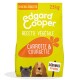 Sac de nourriture pour chien de la marque Edgard Cooper, étiqueté 'Recette Végétale' avec 'Carotte & Courgette', adapté aux chiens adultes, 2,5 kg.
