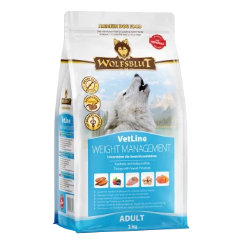 Premium-Hundefutterbeutel von Wolfsblut, gekennzeichnet mit "VetLine Gewichtskontrolle," mit einem heulenden Wolf und Bildern von Truthahn und Süßkartoffeln.
