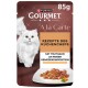 Purina Gourmet 85g Katzenbeutel mit weißer langhaariger Katze und Truthahn mit Gemüse; zeigt Text 'Rezepte des Küchenchefs'.