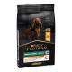 Purina Pro Plan Small & Mini Adult Hundefutterbeutel, mit einer hochproteinhaltigen Formel, bei der Huhn die Hauptzutat ist.