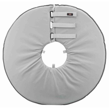 Grauer Haustier-Erholungs-Halskragen mit einem zentralen Loch, mit drei verstellbaren Riemen für eine sichere Passform.