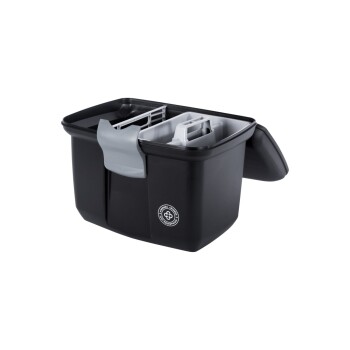 Schwarzer Haustierfutterlagerbehälter mit grauem Deckel und herausnehmbarem Innenfach, entworfen für einfachen Zugang und Organisation.