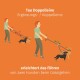 Illustration einer Person, die zwei Hunde mit einer Doppelleine spazieren führt, mit Text, der die Leichtigkeit des Umgangs mit zwei Hunden während der Spaziergänge hervorhebt.
