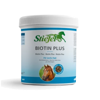 Behälter mit Stiefel Biotin Plus für Pferde, mit einem Pferdebild, Text auf Deutsch und Englisch und Ansprüchen für starke Hufe.