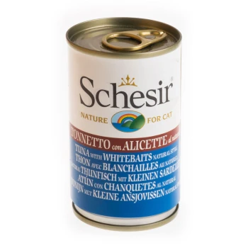 Schesir blikvoer voor katten met tonijn en ansjovis, gelabeld in meerdere talen, met een trekhaakdeksel.