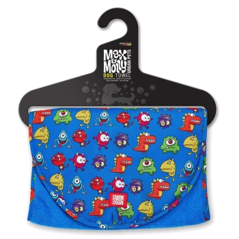 Blaues Max & Molly Hundetuch mit bunten Cartoon-Monstern, an einem schwarzen Bügel mit Aufschrift 'Max & Molly Urban Pets - Dog Towel'.