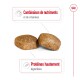 Deux croquettes de nourriture pour animaux brunes avec du texte mettant en avant "Combinaison de nutriments et de vitamines" et "Protéines hautement digestibles."