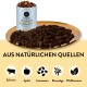 Dose mit "Vitality Teeth Cracker" Katzenleckerlis mit dunklen Snacks auf einem goldenen Teller, mit Zutaten-Icons und "AUS NATÜRLICHEN QUELLEN."