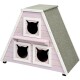 Ein rosa-weißes, dreieckiges Katzenhaus mit drei runden Öffnungen, einem kleinen Regal und einem strukturierten grauen Dach.