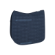 Navyblauer, gesteppten Sattelunterlage mit zwei verstellbaren Riemen für eine sichere Befestigung, vor einem weißen Hintergrund präsentiert.