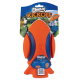 Chuckit! Kickoff orange-blaues Hundespielzeug mit patentierter Beißzone für einfaches Aufnehmen, sabberfreies Spielen und QR-Code auf der Verpackung.