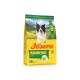 Josera Hypoallergenes Hundefutter für Erwachsene mit einem glücklichen schwarz-weißen Hund, gekennzeichnet als getreidefrei und deutsche Qualität.