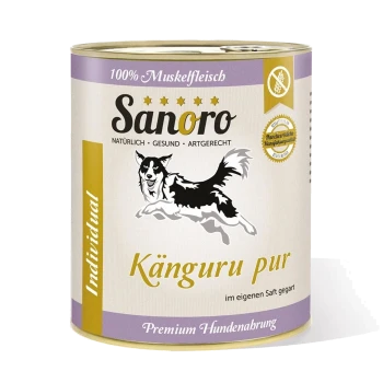 Dose mit Sanoro Hundefutter, die eine schwarz-weiße Hundillustration zeigt, beschriftet mit "Känguru pur" und "100% Muskelfleisch" sowie "Premium Hundenahrung."