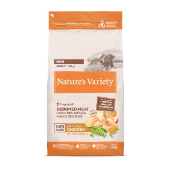 Zak Nature's Variety Mini Adult hondenvoer — ontbeend vlees, graanvrij, vrije-uitloopkip, 1,5 kg, foto van hond