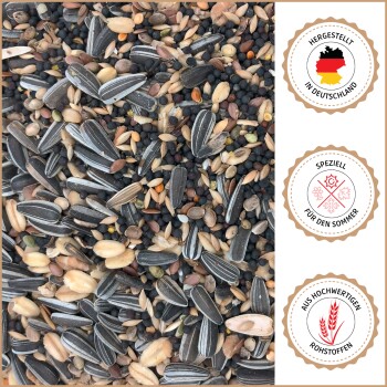 Gemischtes Vogelfutter mit Sonnenblumenkernen, beschriftet mit "Made in Germany", "Spezial für den Sommer" und "Aus hochwertigen Rohstoffen" auf Deutsch.