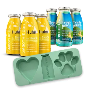 Bunte Haustiertrinkflaschen mit der Aufschrift "Huhn" und "Trinkpause" neben einem grünen Herz, Pfote und einer Silikonform für Flaschen von "SmoothieDog."