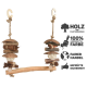 Holzspielzeug für Vögel aus natürlichen Materialien, mit hängenden Elementen und einer stabilen Sitzstange; enthält umweltfreundliche und Sicherheitszertifikate.