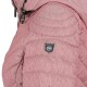 Eine Nahaufnahme einer pinken Haustierjacke mit einem gesteppten Design und einem schwarzen "KNUFFELWUFF"-Logo-Patch auf der Schulter.