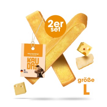 Zwei große Käsekaustangen für Hunde, mit der Aufschrift "Käse Kaustange für Hunde", mit einem Etikett, das "2er Set" und "Made in Germany" angibt.