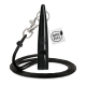 Schwarze ACME-Hundepfeife an schwarzem geflochtenem Band mit silbernem Clip, Anhänger mit der Aufschrift 'BPA FREE'.