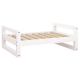 Weißes Holzhaustierbett mit slatted Basis, entworfen für kleine Tiere, mit stabilen Seitenleisten.
