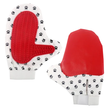 Zwei Haustierpflegehandschuhe mit einem weißen Hintergrund, der schwarze Pfotenabdrücke zeigt, eine Seite hat eine rote Gummistruktur zum Massieren.