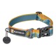 Buntes Hundehalsband von Ruffwear mit einem blauen, orangefarbenen und gelben Design, mit einem schwarzen Anhänger und Logo.