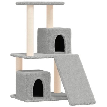 Grauer mehrstöckiger Kratzbaum für Katzen mit zwei geschlossenen Würfelflächen, einer Rampe und einer oberen Plattform zum Klettern und Entspannen.