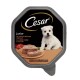 Cesar Junior Hundefutterverpackung mit einem kleinen weißen Welpen, mit Text, der angibt, dass es zartes Truthahn- und Kalbfleisch enthält.