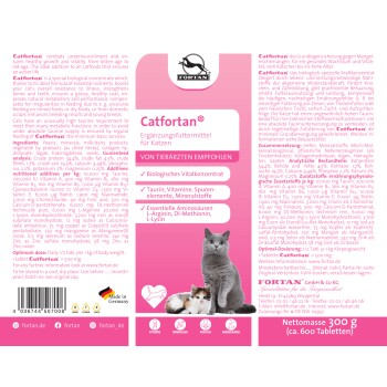 Catfortan®-Ergänzung für Katzen, mit wichtigen Inhaltsstoffen wie Taurin, Vitaminen und Mineralien. Enthält Nährwertanalyse und Anwendungshinweise.
