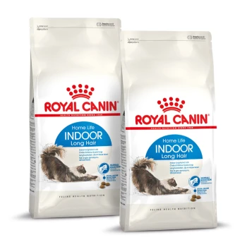 Zwei Tüten Royal Canin Home Life Indoor Langhaarkatzenfutter, mit einem blauen Etikett mit einer Katzenillustration und Text, der die Haarballenreduzierung hervorhebt.