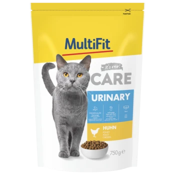 Grijze kat op een gele zak MultiFit kattenvoer met het label 'ZORG URINAIR', met een kom met brokjes en tekst over ondersteuning van de urinegezondheid.