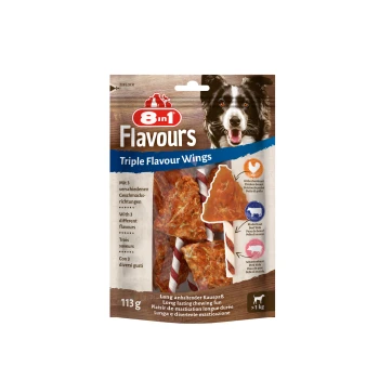 Emballage de friandises pour chiens présentant "8in1 Flavours Triple Flavour Wings," avec des images de saveurs de poulet, de bœuf et de porc, 113g.