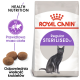 Torba karmy dla kotów Royal Canin Regular Sterilised z ilustracją czarnego kota, kawałkami karmy i tekstem "Health Nutrition" oraz "Prawidłowa masa ciała."