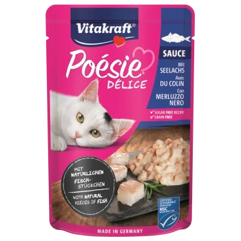 Katzenfutterbeutel mit einer weiß-grauen Katze, mit Text, der "Vitakraft Poesie Délice Sauce" und "mit natürlichen Fischstücken" angibt.