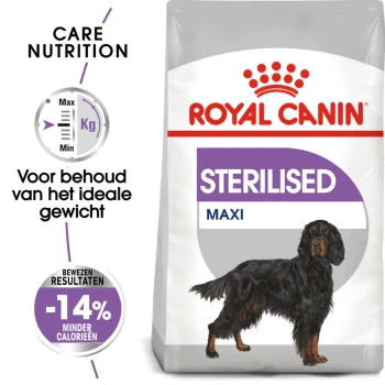 Royal Canin Sterilised Maxi hondenvoer zak met een illustratie van een zwarte hond, met nadruk op voeding, gewichtsbehoud, en 14% minder calorieën.