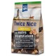 Hundefutterverpackung mit der Aufschrift "Twice Nice" mit "Junior Huhn" und extra Filetstücken, die das Duo-Protein und das getreidefreie Rezept hervorheben.