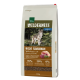 Hondenvoerzak gelabeld 'Wilderness Adult Wide Savannah' met wilde zwijn, lam en eend. Bevat 70% vlees, 30% fruit en groenten, 0% granen.