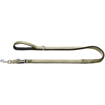 Eine strapazierfähige, olivgrüne Hundeleine mit gepolstertem Griff, Metallclip und D-Ring zum Befestigen von Zubehör.
