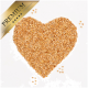 Herzförmige Anordnung kleiner, hellfarbener Samen auf weißem Hintergrund, mit einem goldenen Banner "PREMIUM" in der oberen linken Ecke.