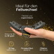 Hand hält einen flexiblen Pferdestriegel; deutscher Text „Ideal für den Fellwechsel“ und „Biegung bis zu 90°“