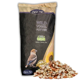 Eine Tüte Lyra Pet Wild Vogel Futter, beschriftet mit "100% natürlich," mit einem kleinen Haufen gemischter Samen davor.