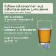 Glas Leinöl vor grünem Hintergrund mit Text 'Schonend aus natürlichen Leinsamen hergestellt' und '100% natürlich'.