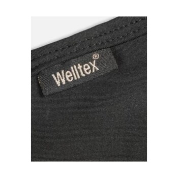 Nahaufnahme eines schwarzen Stoffes mit einem aufgenähten Welltex®-Label.