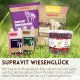 Supravit WiesenGlück: Pferdefuttersäcke (Luzernecobs, Pferdefutter), Ergänzungsmittel-Flaschen und Hagebutten-Dose.