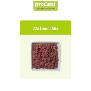 Verpacktes Hundefutter mit der Bezeichnung "proCani Lamm-Mix" und einem Foto eines Schafes, mit einem grünen Landschaftshintergrund und einem "22x"-Abzeichen.